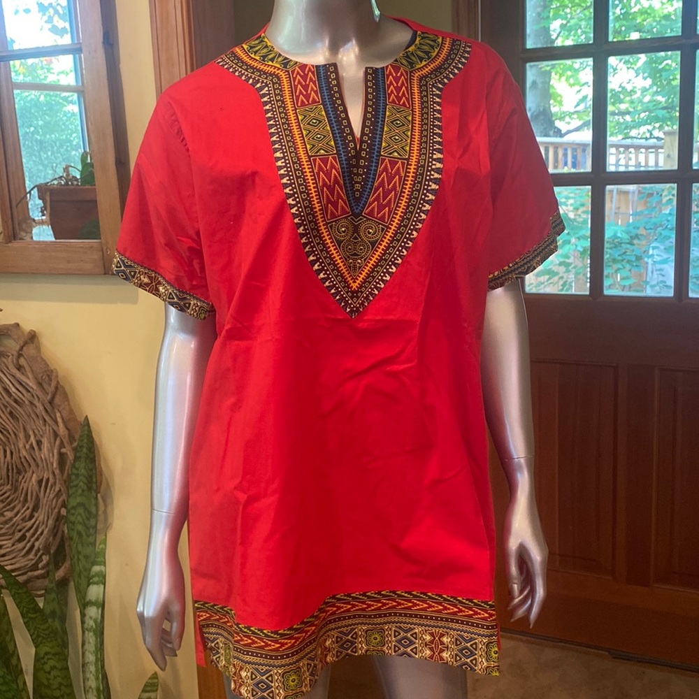 NWOT Mens or Woman’s African shirt